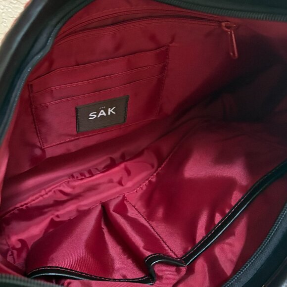 The Sak Red and Brown Crochet Shoulder Bag - Picture 5 of 15